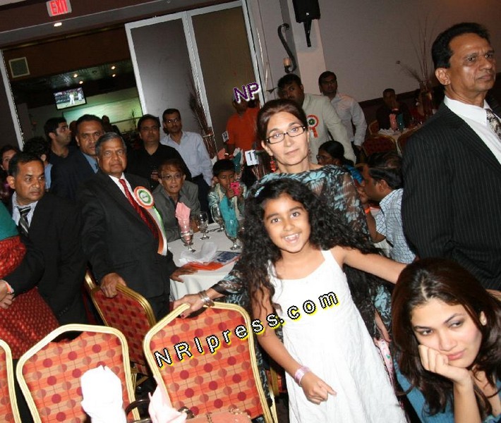 MINISSHA_LAMBA-049