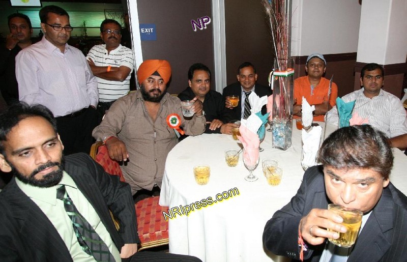 MINISSHA_LAMBA-053