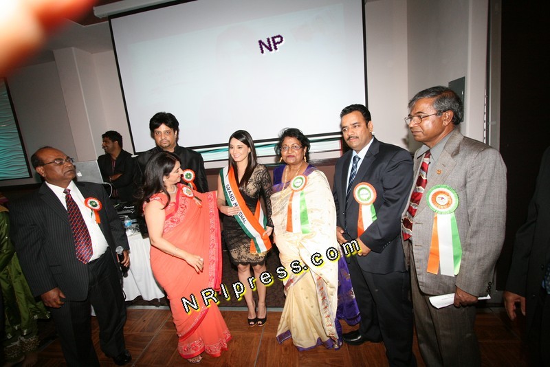 MINISSHA_LAMBA-054