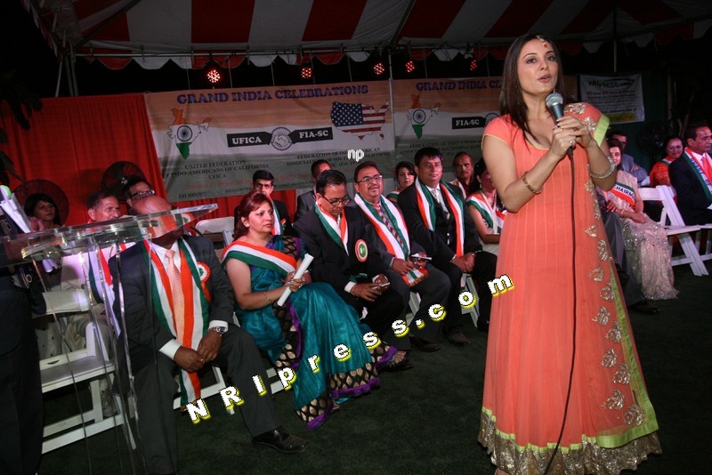 MINISSHA_LAMBA-812