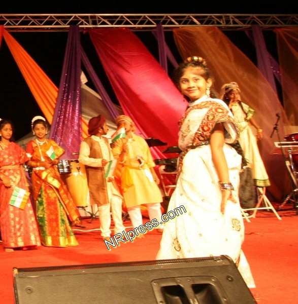 HINDU_COMMUNITY_SOUTHERN_CA-120