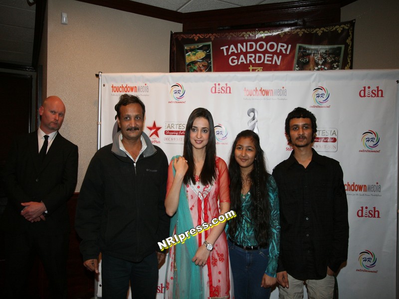 khushi-128