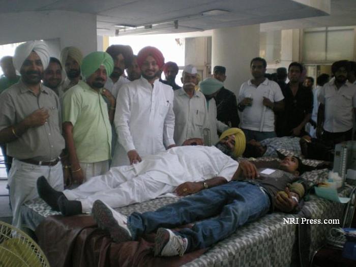 Blood_Donation_Camp2